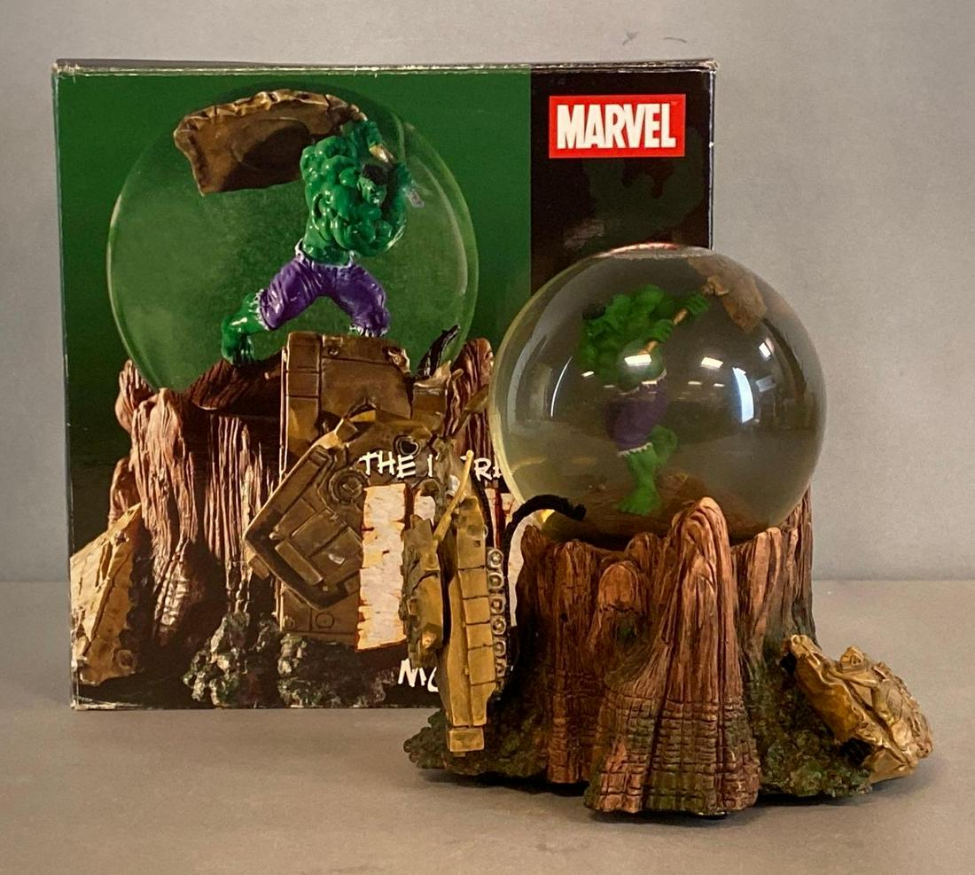 Marvel The Incredible Hulk Motion Snowglobe: 2004, With COA, Motor buzzes but no motion, With original box and packaging, Interior of glass is hazy, Some tears in box, Box measures 10 x 10 x 10in.