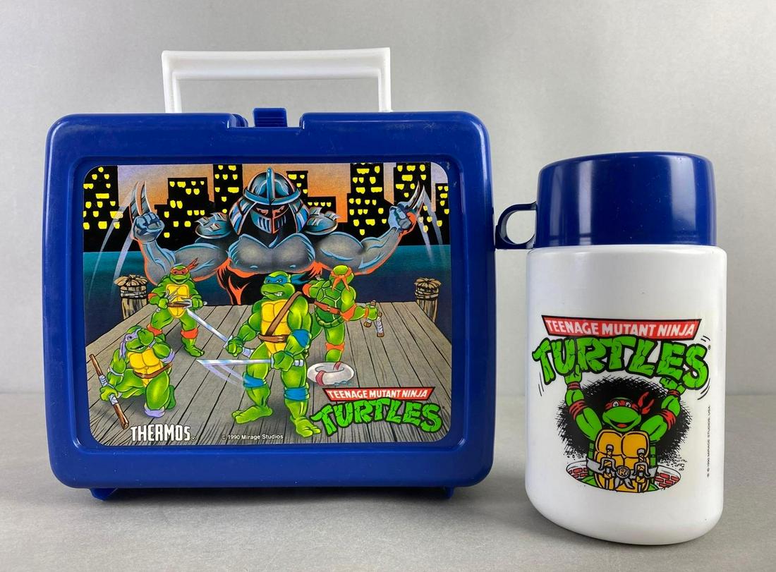 Teenage Mutant Ninja Turtles Plastic Lunchbox with Thermos: 1990, condition consistent with age, measures 7 3/4 X 9 X 4 inches