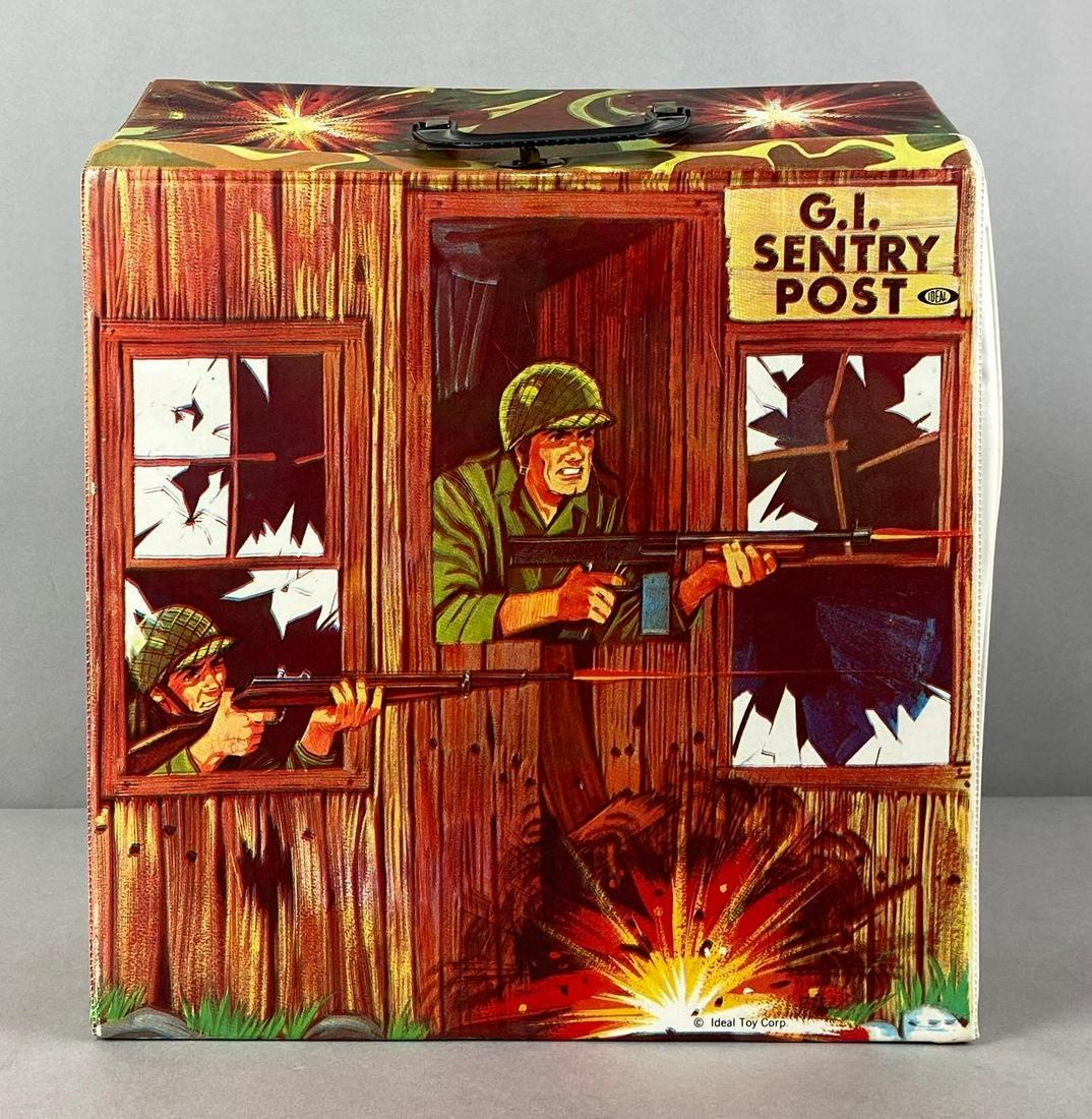 IDEAL GI Joe Sentry Post Portable Action Figure Case (1 of 5)