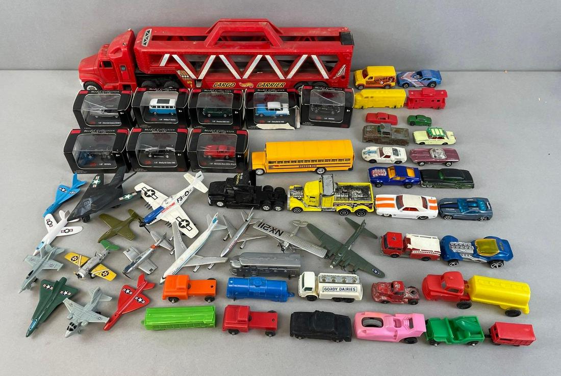 Large Group of Assorted Diecast Vehicles (1 of 4)