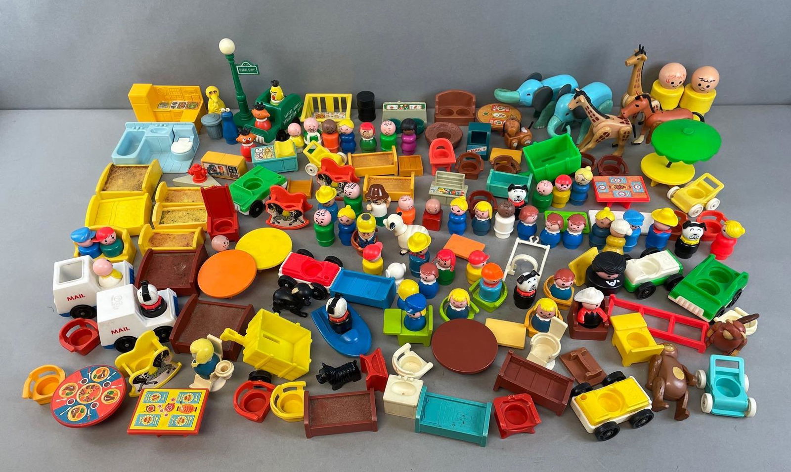 Large Group of Vintage Little People Toys and Accessories (1 of 4)