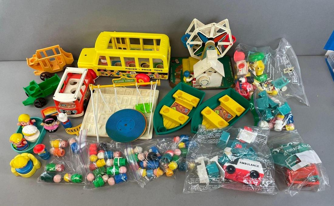 Large Group of Vintage Fisher Price Little People Toys (1 of 4)
