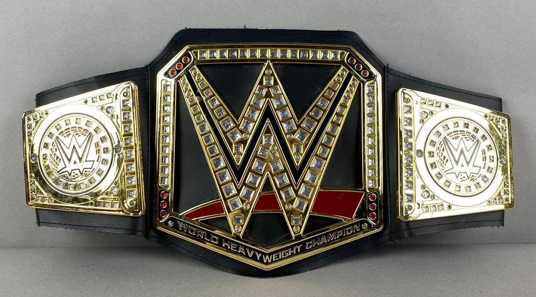 WWE World Heavy Weight Champion Childrens Toy Belt (1 of 8)