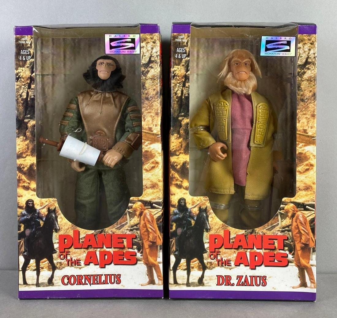Group of 2 Kenner Signature Series Planet of the Apes Action Figures (1 of 4)