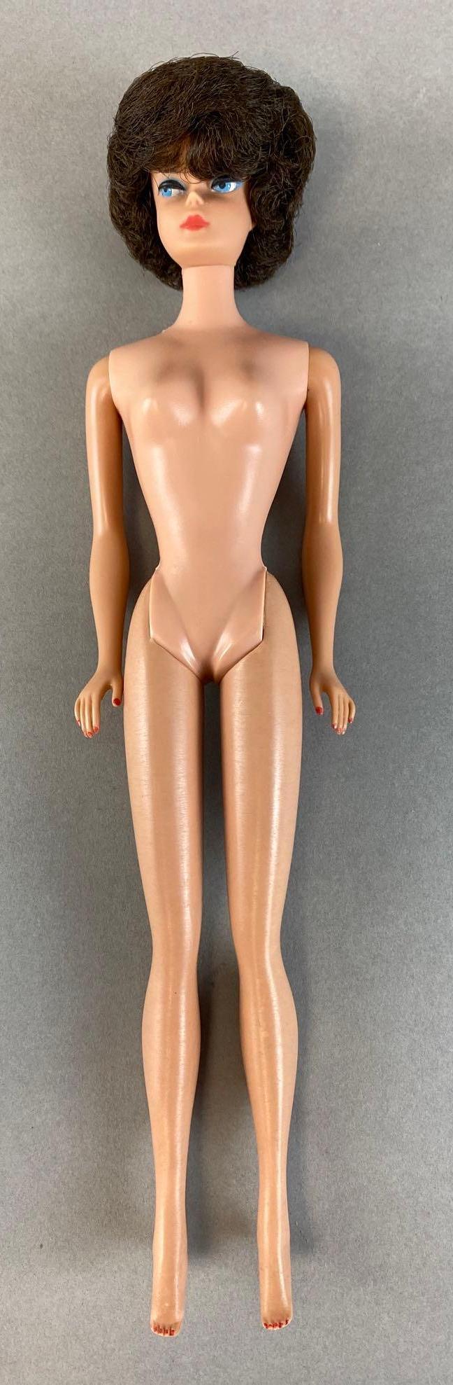 Vintage Mattel Midge Brunette Bubble Cut Barbie Fashion Doll (1 of 9)