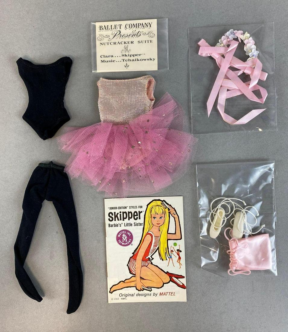 Vintage Mattel Skipper Ballet Class Barbie Fashion Outfit (1 of 2)