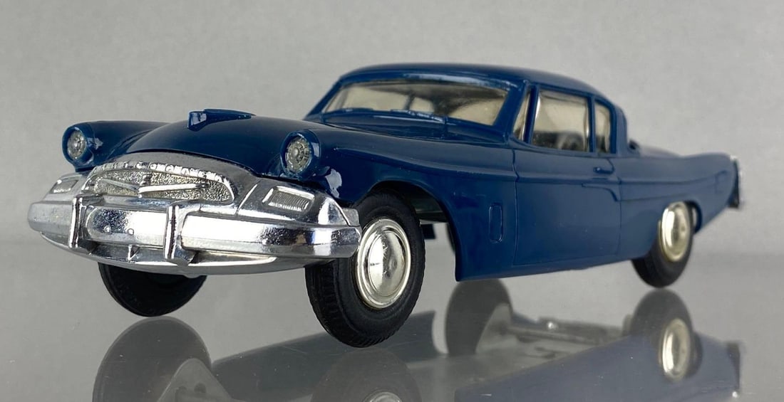 AMT 1955 Studebaker Commander Coaster Dealership Promo Car (1 of 6)