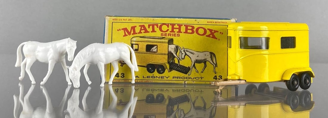 Matchbox No. 43 Pony Trailer (1 of 11)