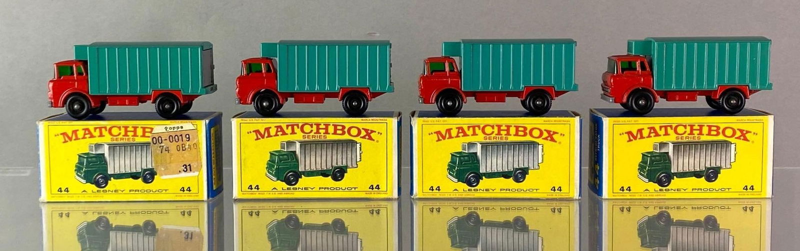 Group of 4 Matchbox No. 44 Refrigerator Truck Die-Cast Vehicles (1 of 7)