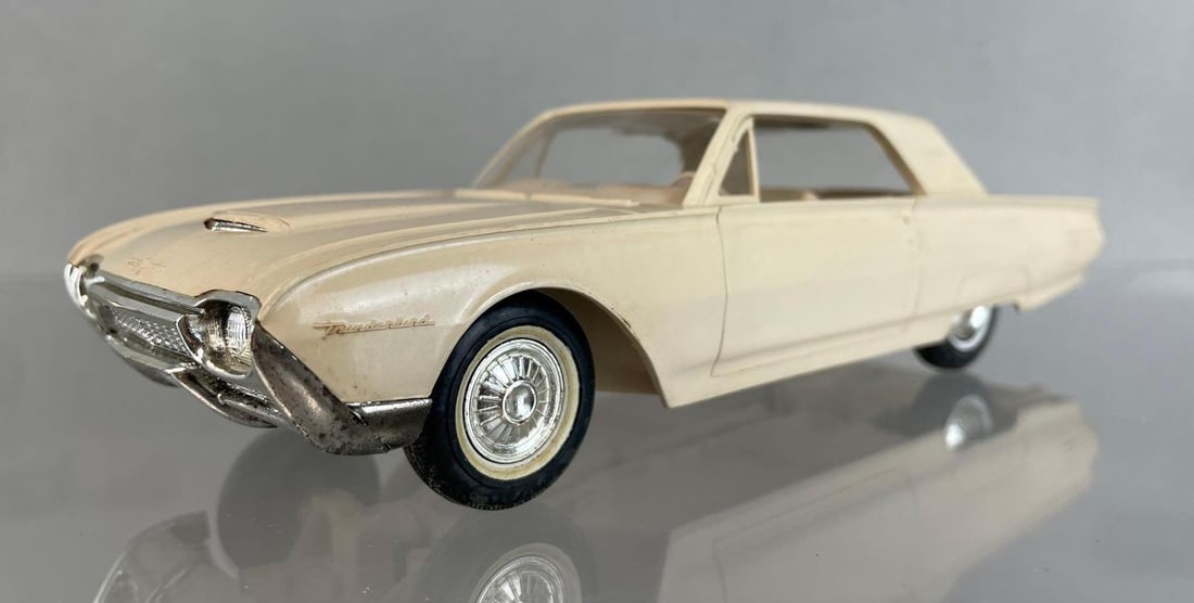 1961 Ford Thunderbird Dealership Promo Car (1 of 6)