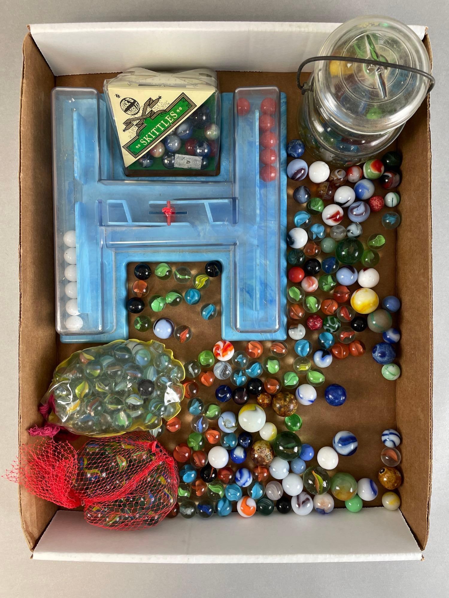 Group of 200+ Vintage Marbles and Marble Games (1 of 3)