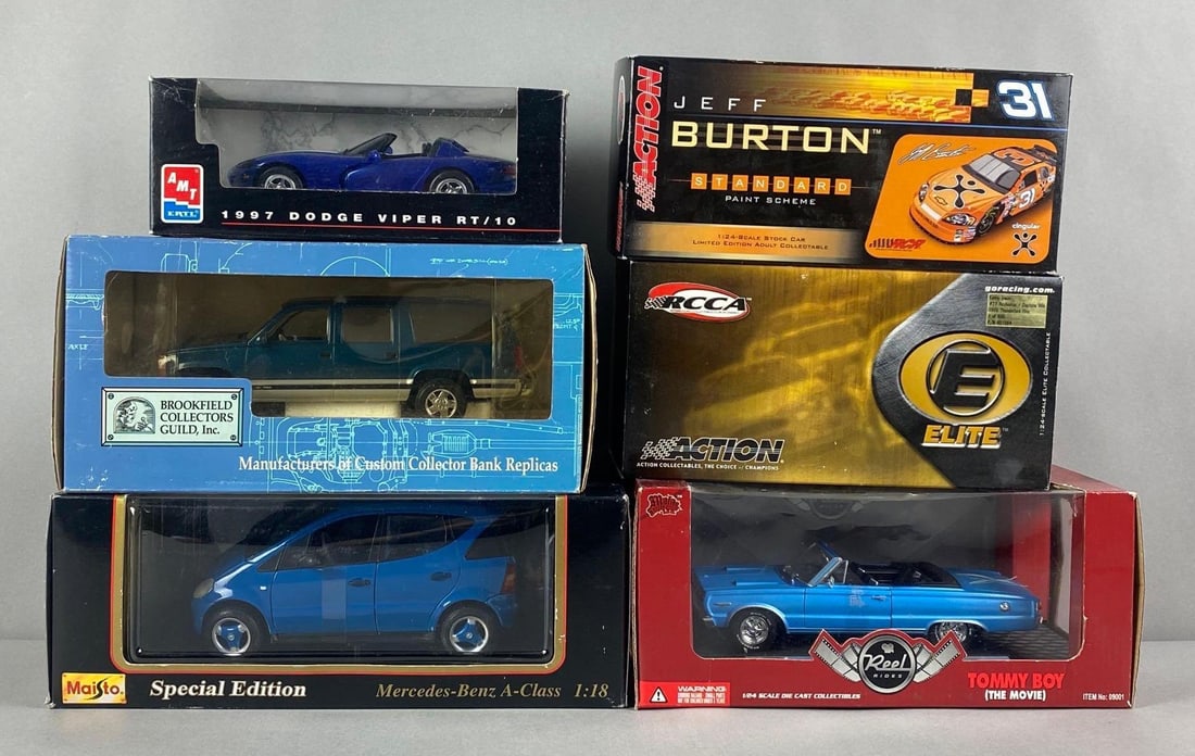 Group of 6 Assorted Die-Cast Vehicles (1 of 4)