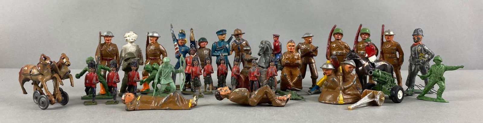 Group of 30+ Assorted Metal Military Figures and More (1 of 4)
