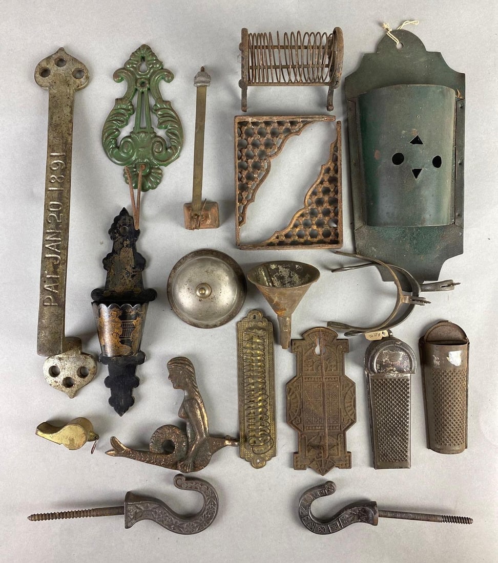Group of 15+ Metal Items: Includes graters, brackets, hooks and more. Rust, discoloration, largest measures14 X 2 1/4 X 2 inches