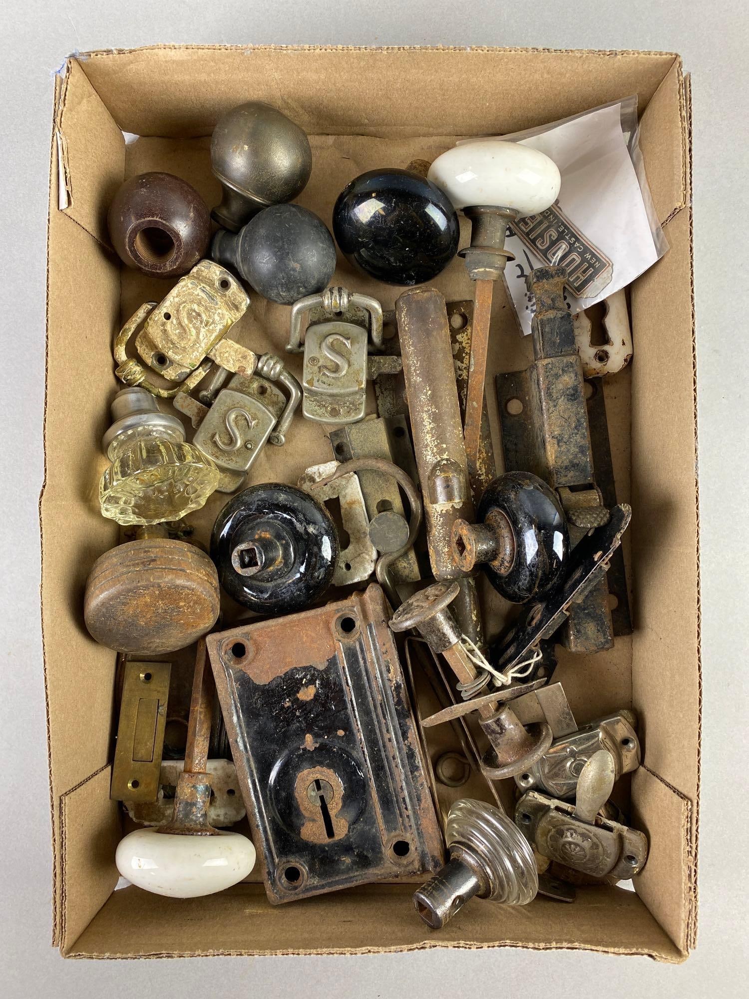Group of 15+ Vintage Door Hardware (1 of 3)