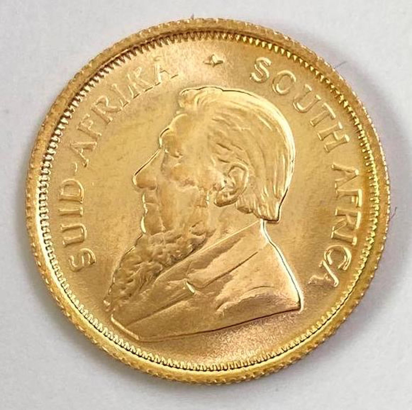 Vintage 1982 South Africa Krugerrand 1/10th oz. Fine Gold: Vintage 1982 South Africa Krugerrand 1/10th oz. Fine Gold