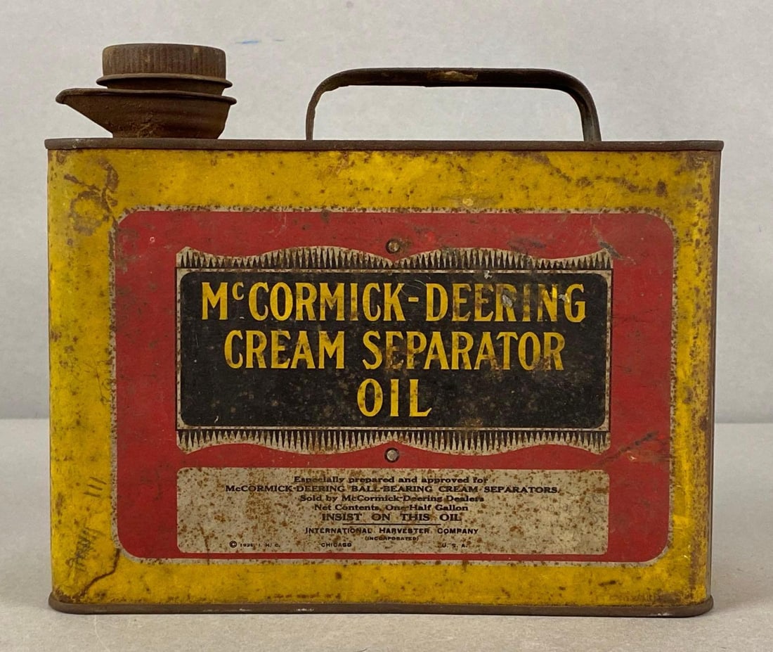 McCormick-Deering Cream Separator Oil Metal Advertising Canister (1 of 5)