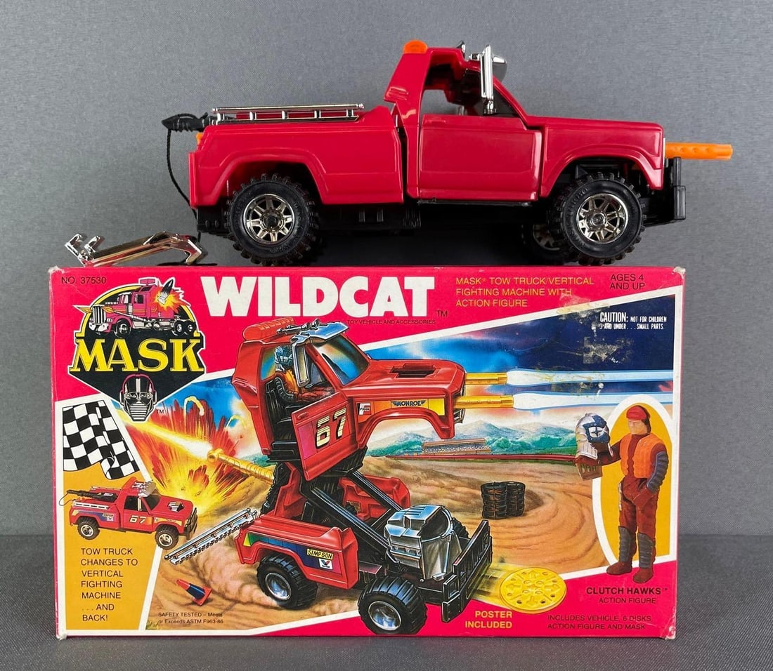 Kenner MASK Wildcat Toy With Box: missing action figure. tow truck measures 4 x 9 1/2 x 4 inches