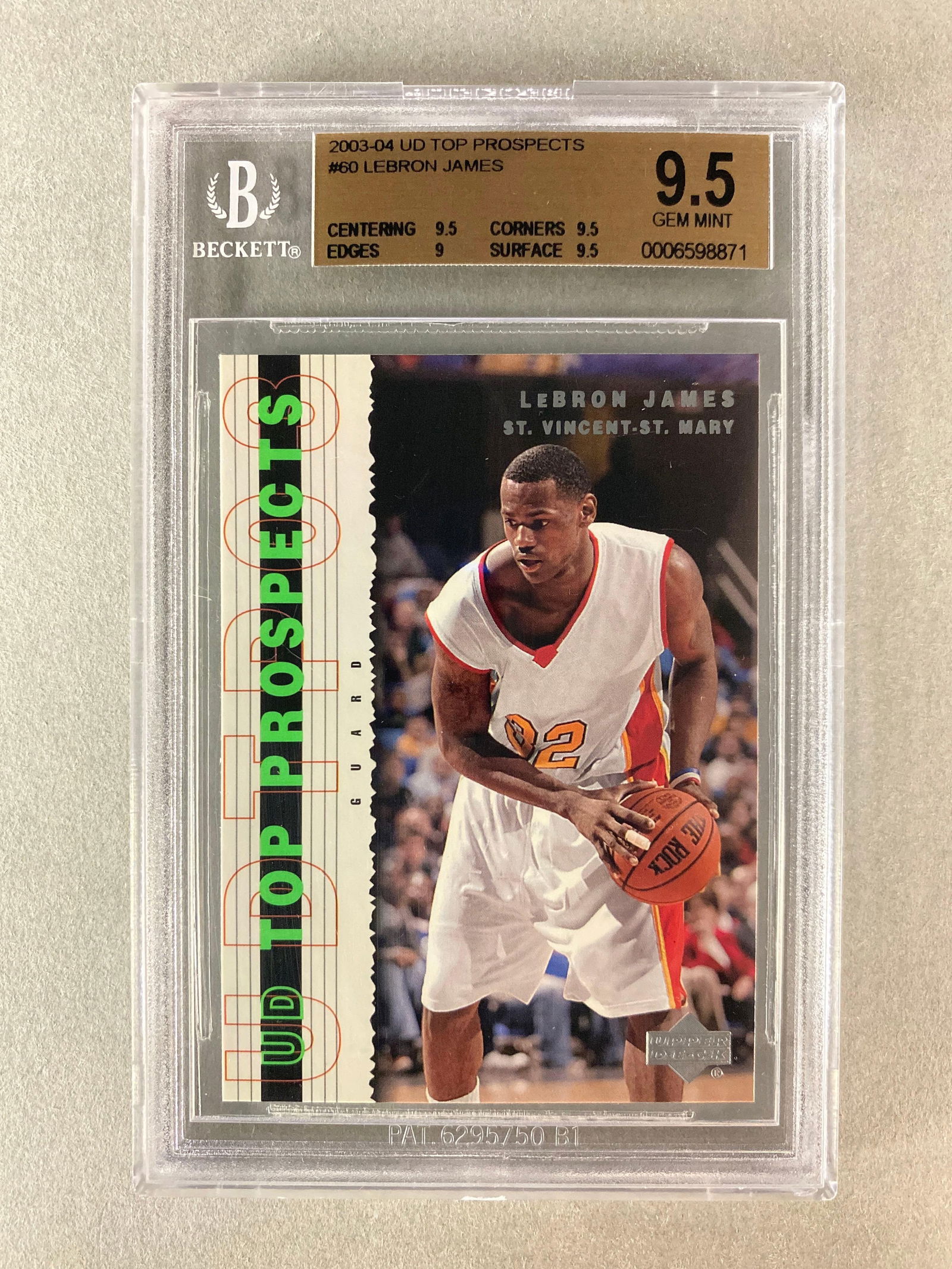 2003 -04 UD Top Prospects LeBron James #60 BGS 9.5 (1 of 2)