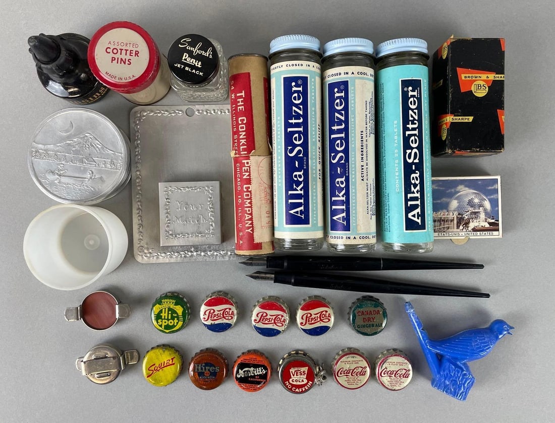 Group of 25+ Vintage Bottle Caps and Advertising Items: Includes Pepsi, Coca Cola, alka-seltzer glass jars, esterbrook fountain pens, and more. Largest bottle measures 5 1/2 x 1 3/8 inches