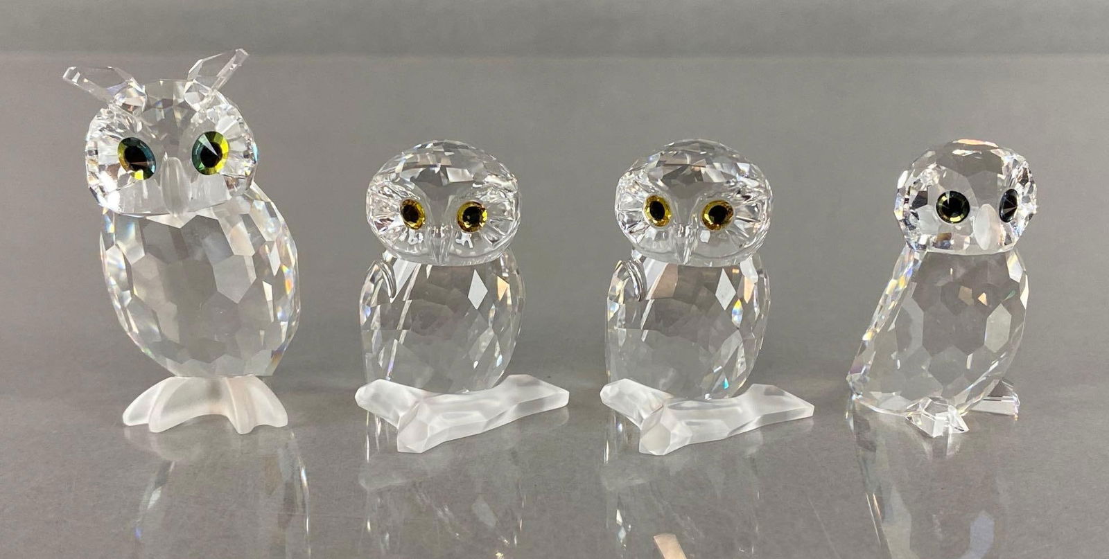 Group of 4 Swarovski Crystal Owls and Boxes (1 of 7)