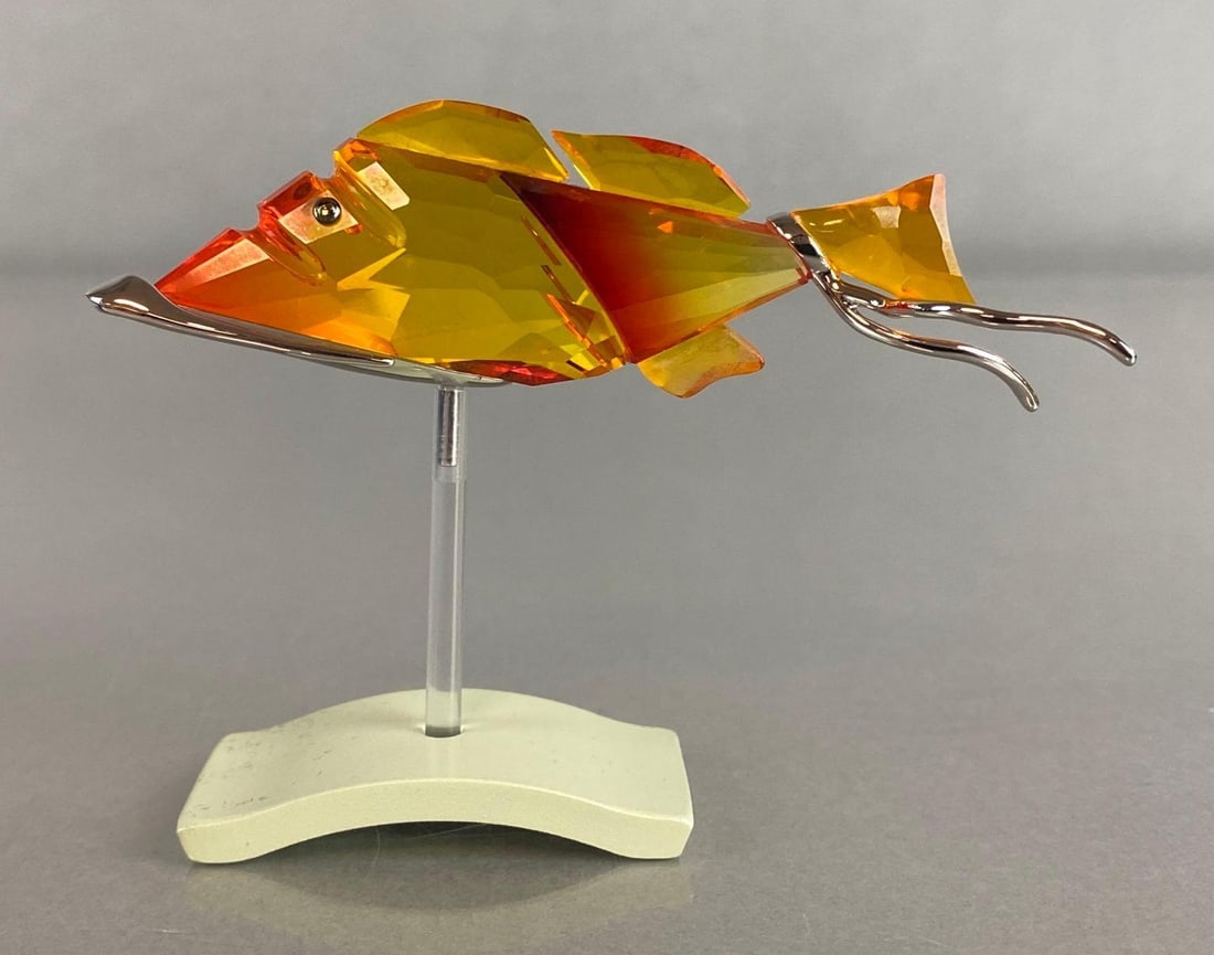 Swarovski Crystal Fire-Opal Crotone Fish with Box (1 of 10)
