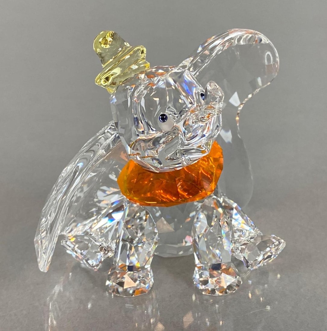 Swarovski Crystal Disney Dumbo with Box (1 of 10)