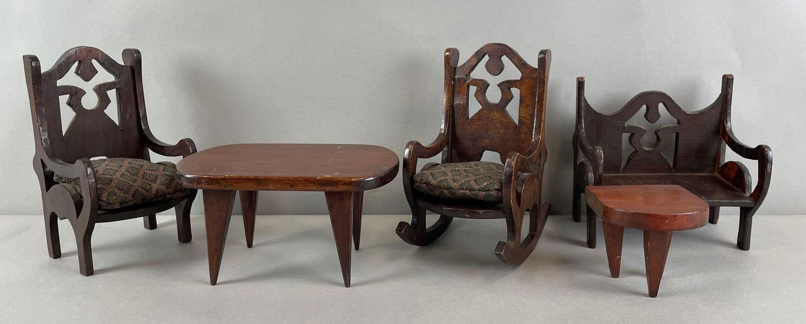 Group of 5 Vintage Wood Doll Furniture: Includes 2 tables, bench, and 2 chairs. One chair is missing a piece on back. Largest table measures 8 x 5 x 4 1/4 inches