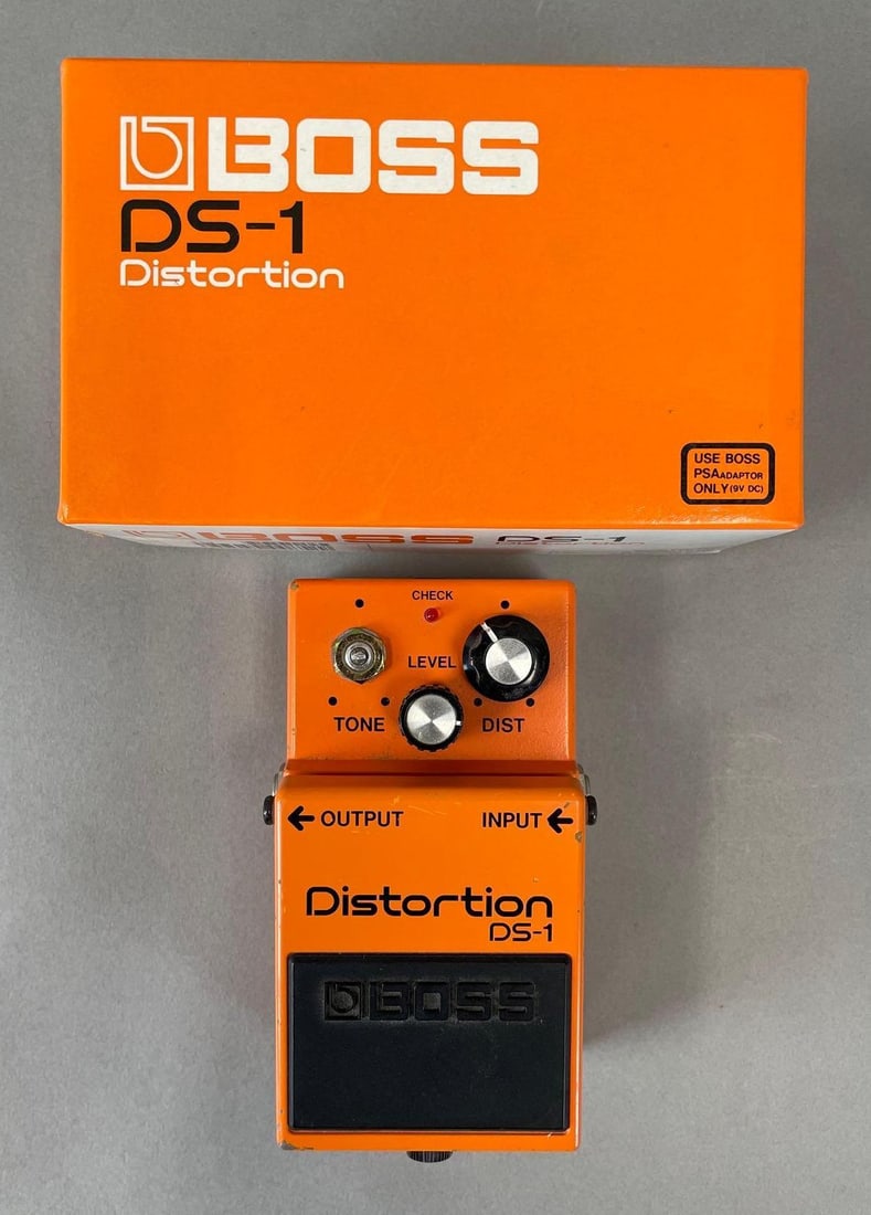 Boss DS-1 Distortion Guitar Pedal (1 of 4)