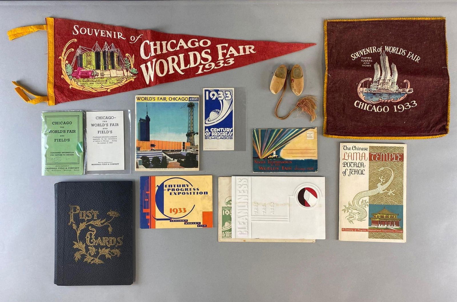 Group of Chicago 1933 Worlds Fair Ephemera - Collectible Items (1 of 5)