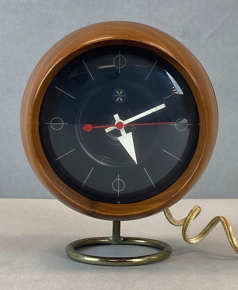 Mid Century Modern Howard Miller Chronopak Walnut Case Desk Clock (1 of 3)