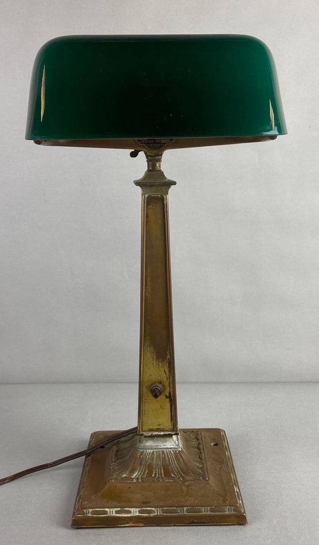 1916 H. G. McFaddin Emeralite Bankers Lamp: Unknown working condition, no. 8734, type B, slight tarnish, measures 18 x 8 1/2 x 9 3/4 inches
