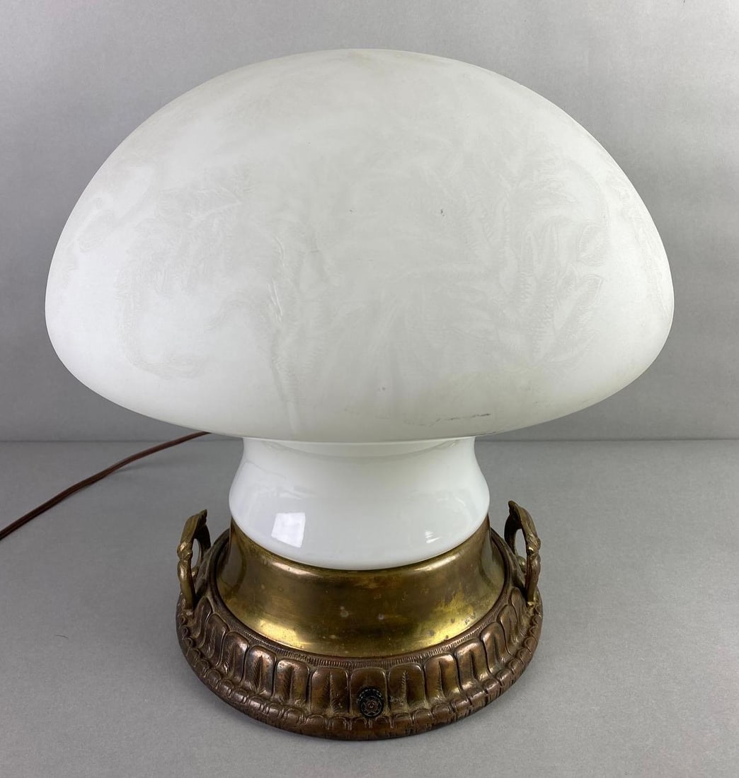 Pittsburgh Mushroom Table Lamp (1 of 5)