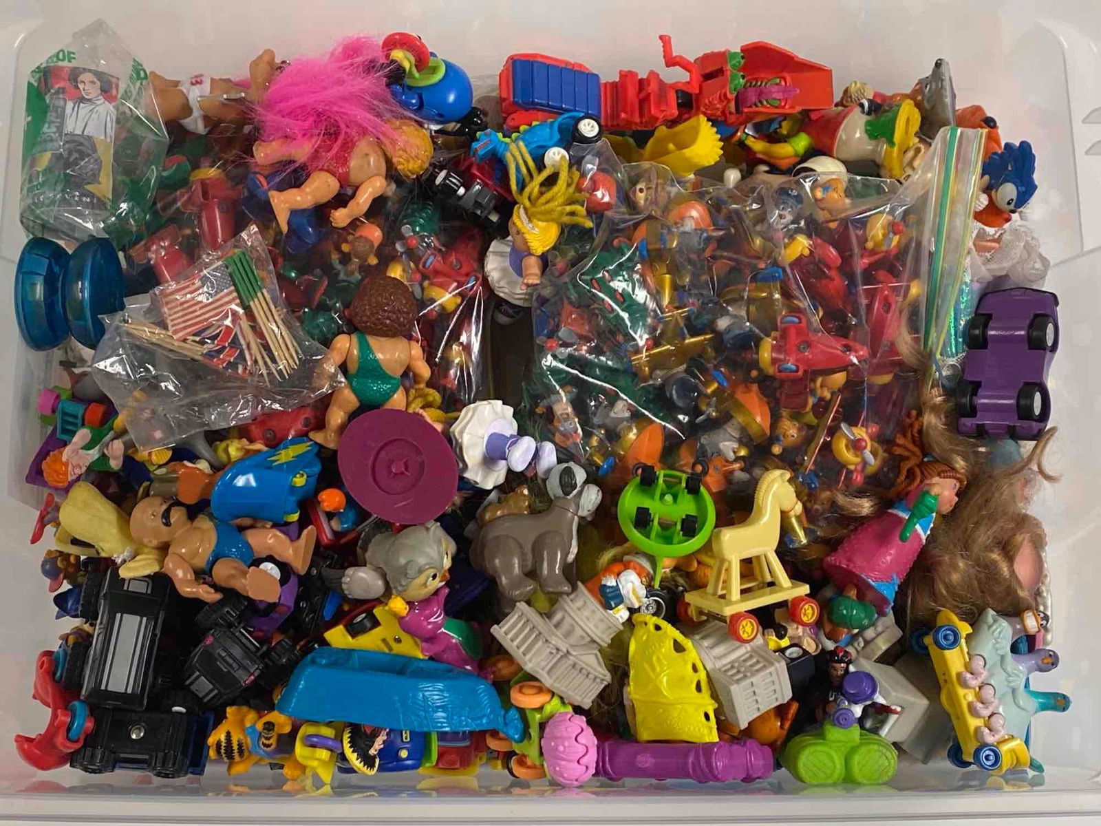 Large Group of Mcdonalds Fast Food Toy Premiums Some Sorted in Bags (1 of 3)