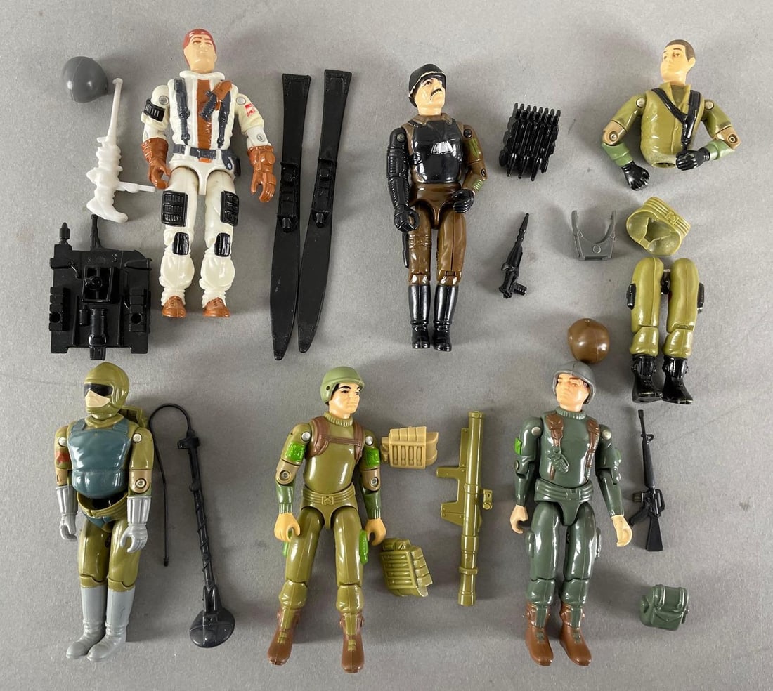 Group of 5 Hasbro G.I. Joe Action Figures (1 of 2)