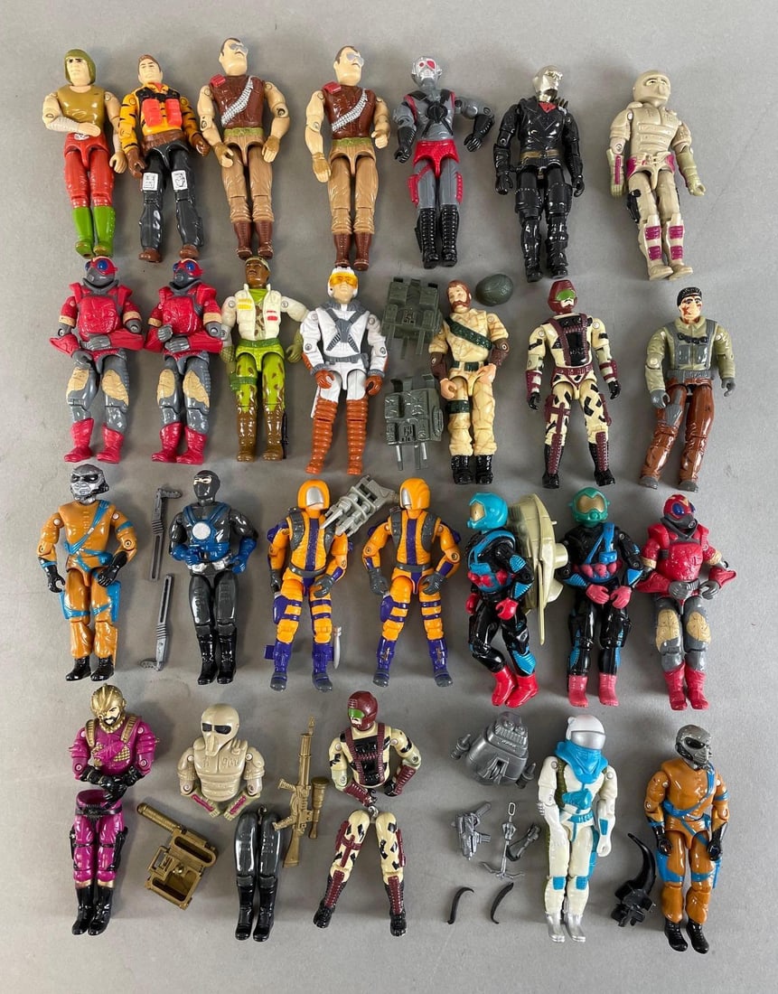 Group of 20+ Hasbro G.I. Joe Action Figures and Parts (1 of 2)