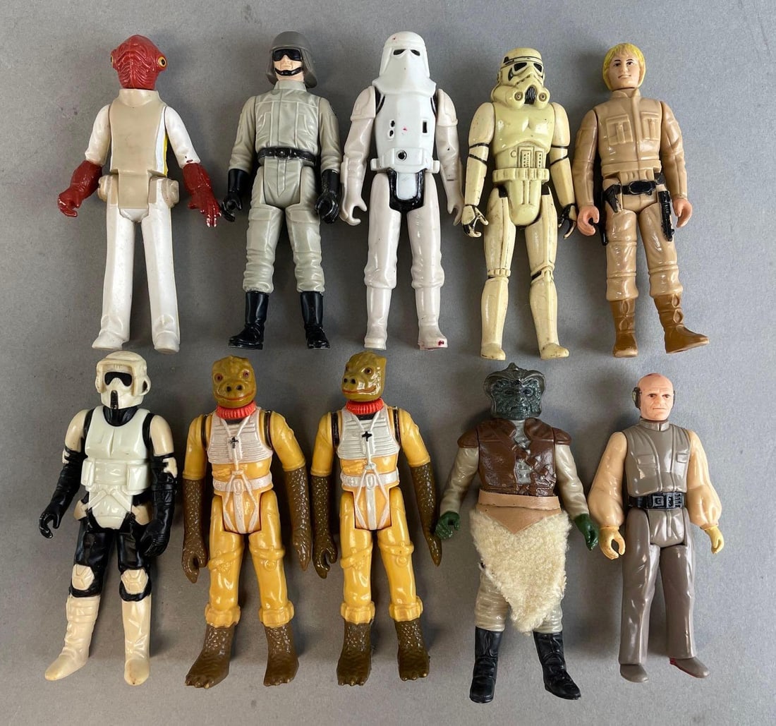 Group of 10 Vintage Kenner Star Wars Action Figures: Includes stormtroopers, ackbar, klaatu, and more