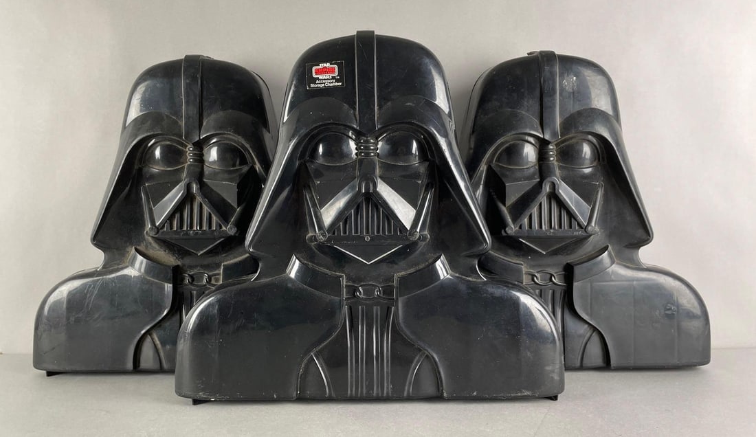 Group of 3 Vintage Darth Vader Action Figures Carrying Cases (1 of 6)