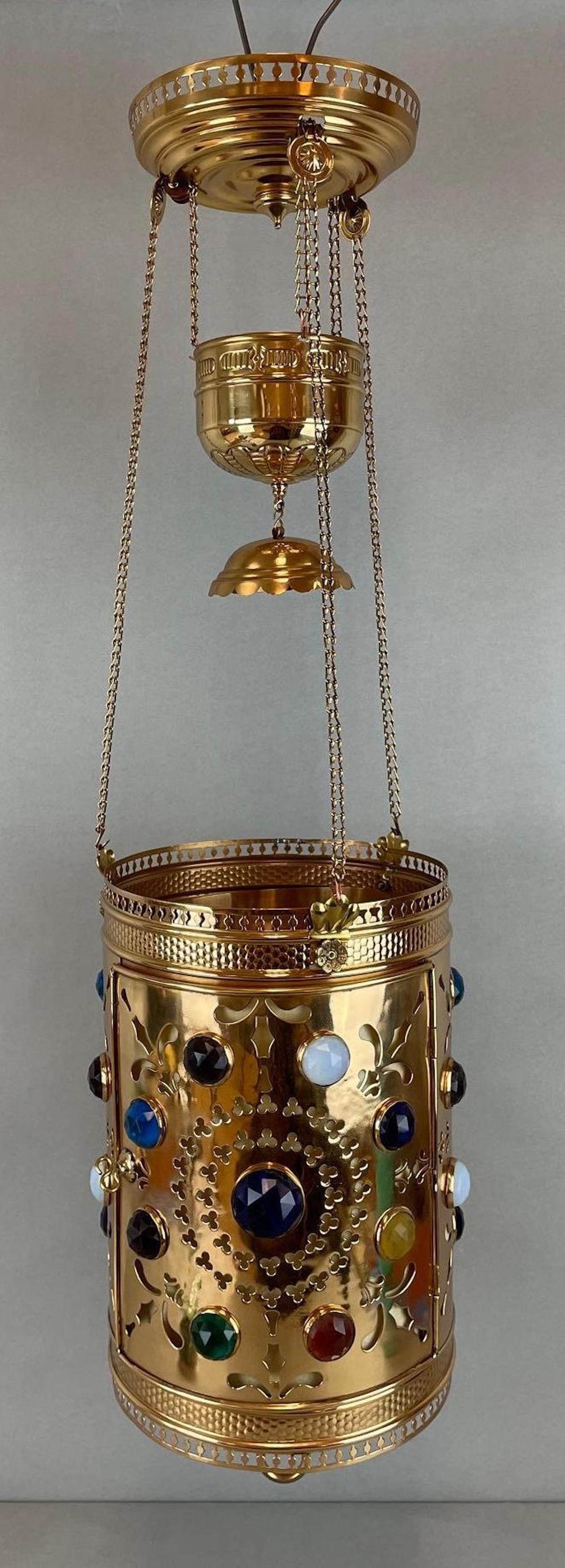Moroccan Style Brass Hanging Pendant Lamp: Electric, untested. Measures 32 inches overall. Lamp measures 15 x 8 inches