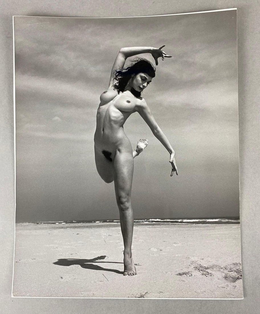 Andre de Dienes Original Silver Gelatin Print Photo of a Nude Woman: Photo Andre De Dienes 1401 Sunset Plaza Drive Hollywood, Calif, 90069 printed on back, Measures 13 3/4 x 11 inches.
