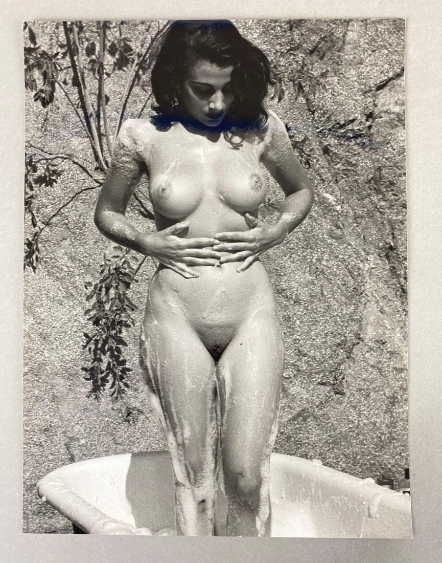 Andre de Dienes Original Silver Gelatin Print Photo Nude Woman with COA: 1960, Chuck Murphy COA, Photo Andre De Dienes 1401 Sunset Plaza Drive Hollywood, Calif, 90069 printed on back, Measures 10 x 13 1/4 inches.
