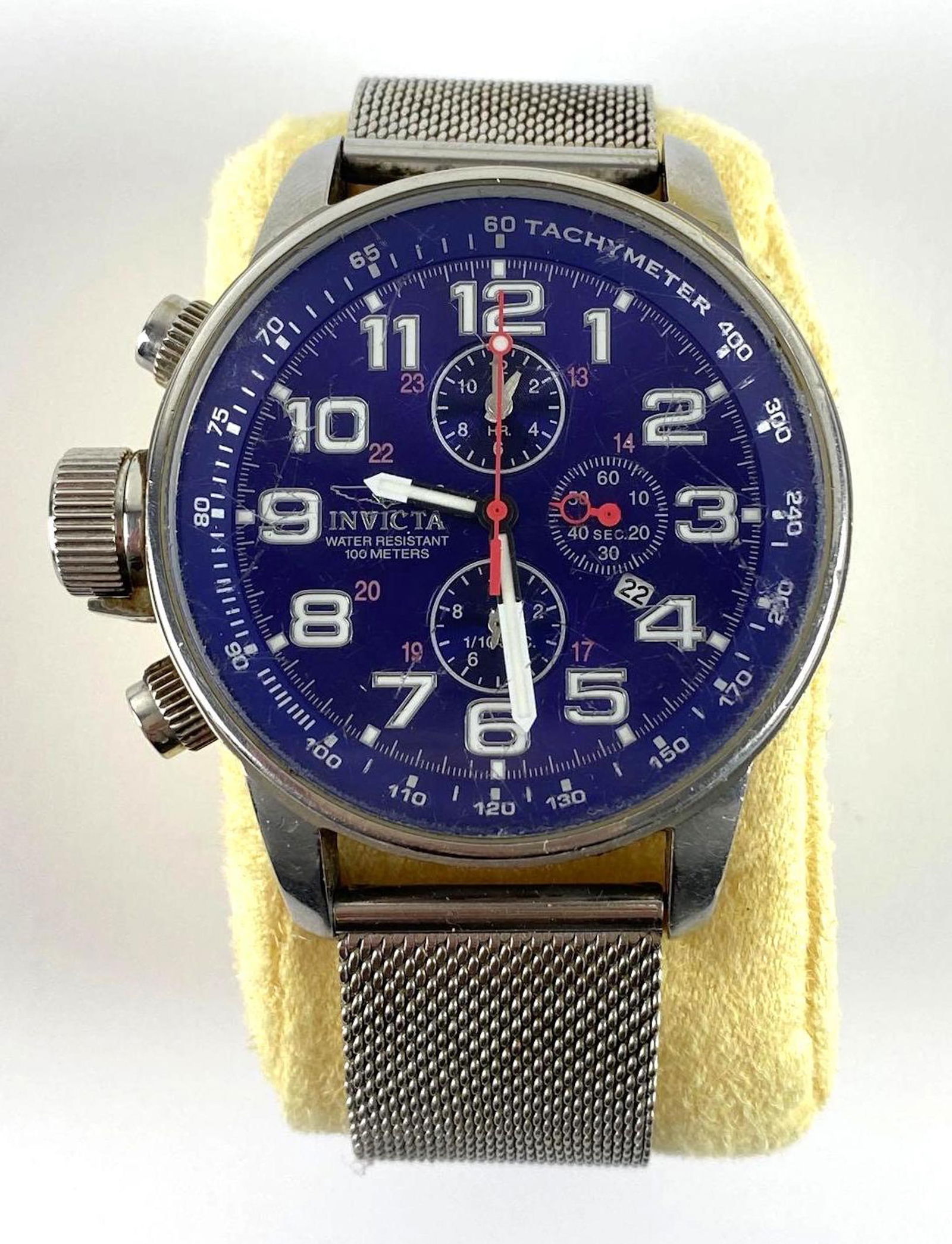 Invicta Model #3328 I-Force Chronograph Mens Wristwatch: In working condition, with original box