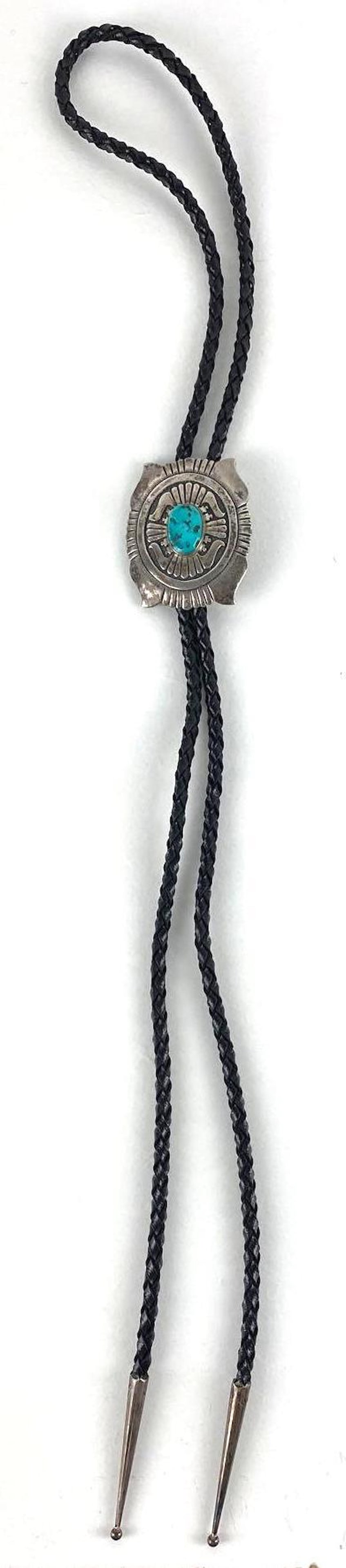 Signed Thomas Singer Sterling Silver Native American Turquoise Bolo Tie: 39.0g, measures 44 1/2 inches long