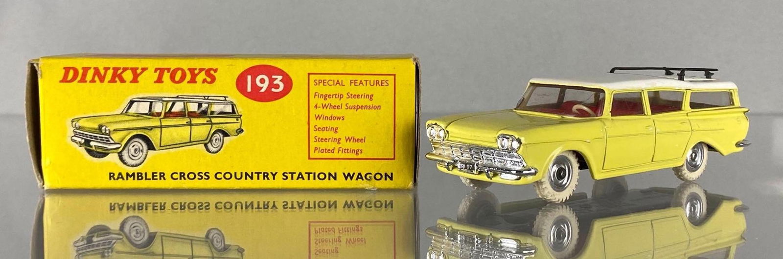 Dinky Toys No. 193 Rambler Cross Country Station Wagon (1 of 9)