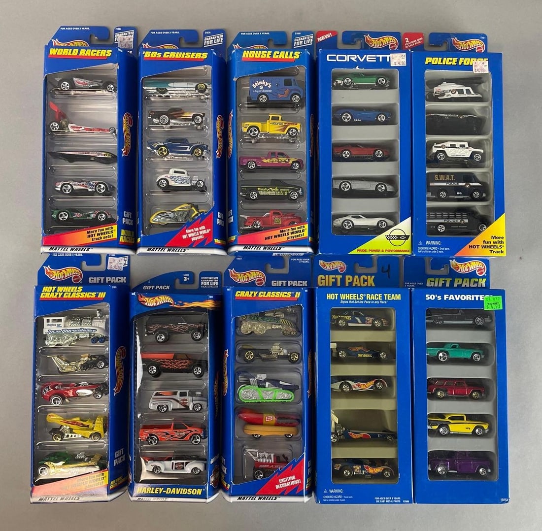 Group of 10 Mattel Hot Wheels Die-Cast Vehicle Gift Sets (1 of 4)