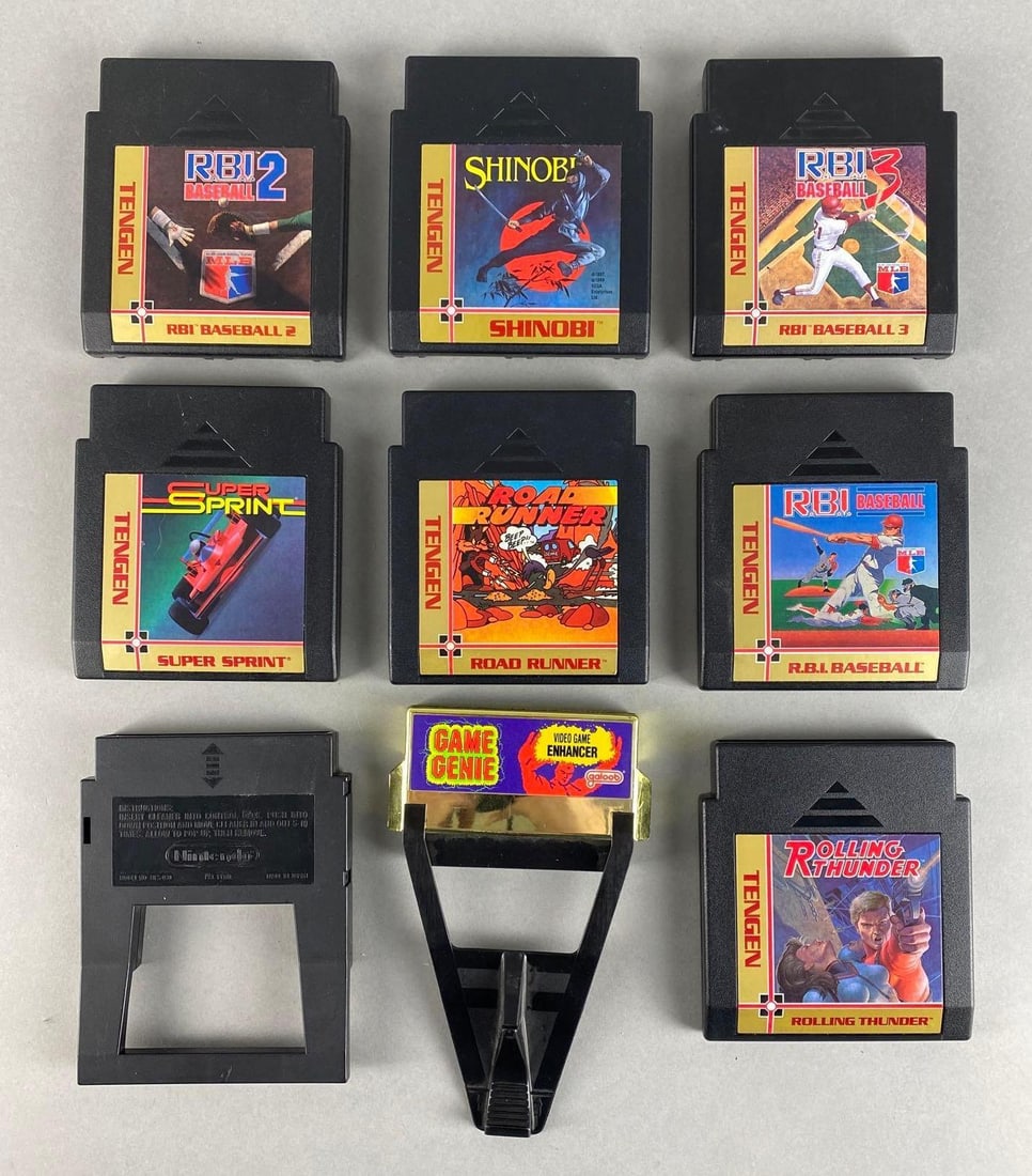 Group of 9 Assorted Nintendo NES Game Cartridges and More (1 of 4)