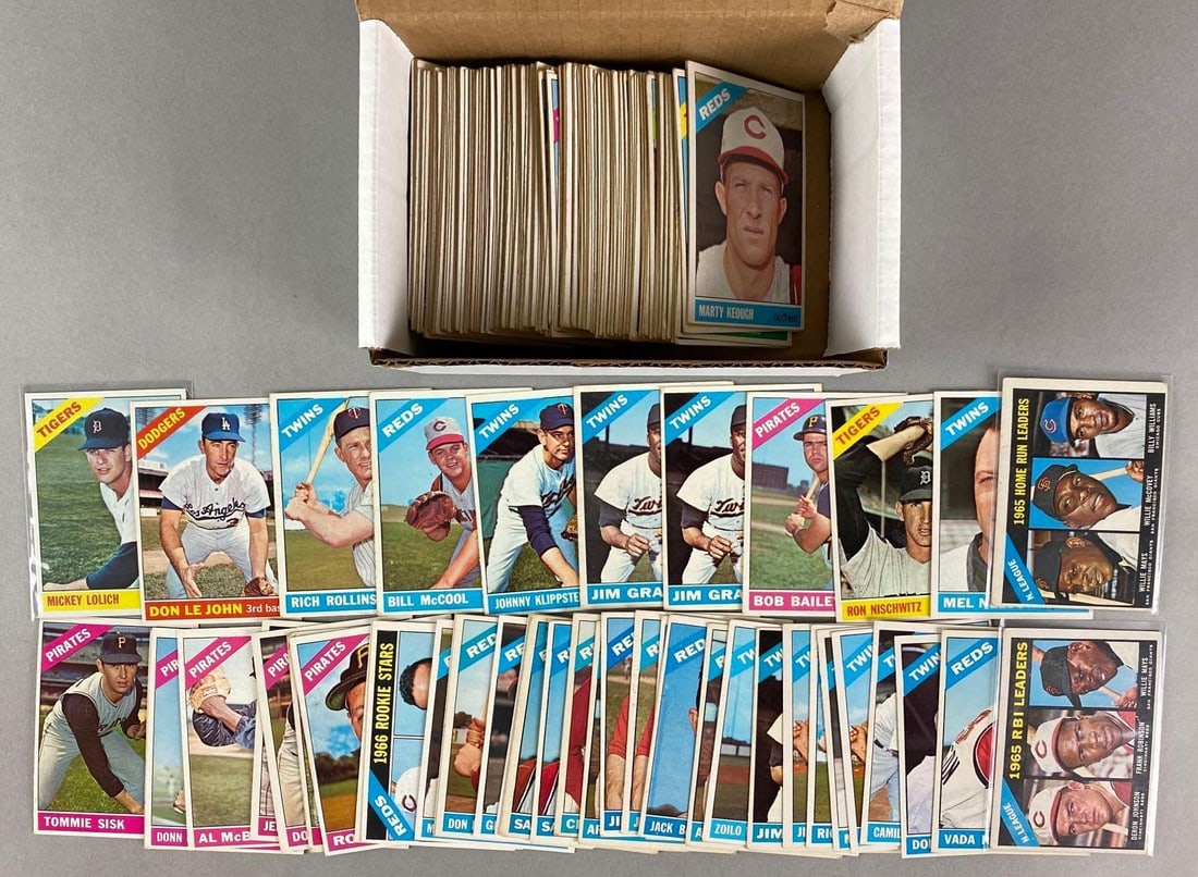 175 - 1966 Topps Baseball Cards with HOF, Stars, and Rookies (1 of 3)