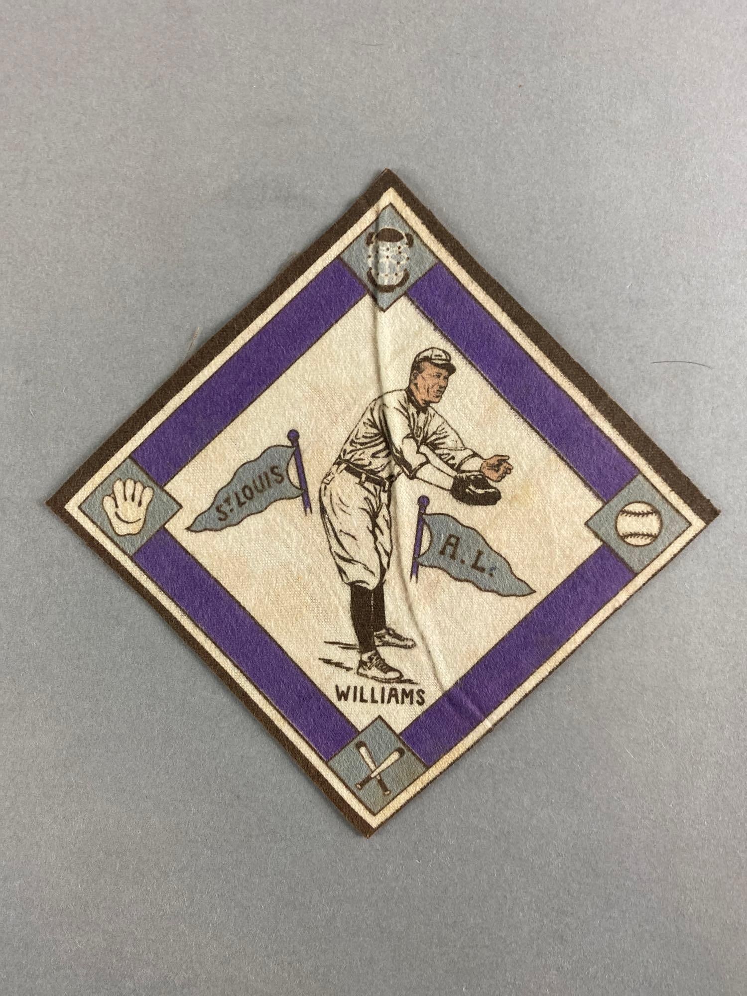 1914 B18 Blanket Gus Williams, Purple Paths (1 of 2)