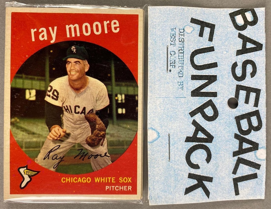 1959 Topps Baseball West Corps. Cello Fun Pack (1 of 2)