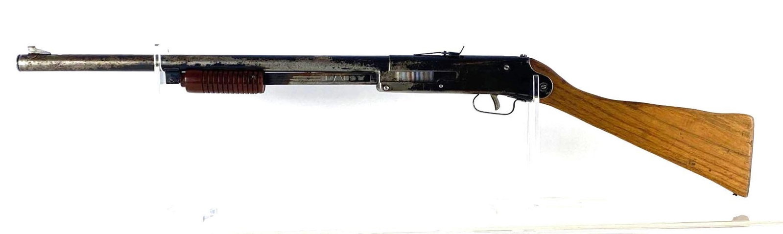 Daisy No. 107 .177 Cal Pump Action Air Rifle: Reg. No. - E914910.